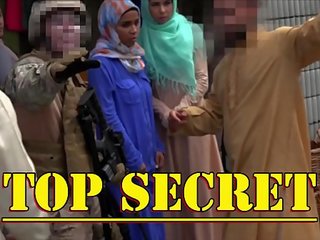tour no pakaļa - amerikāņi soldiers uz the middle uz austrumiem shopping par labs arābu vāvere pie Xvideos porn tube