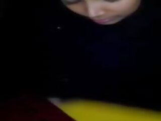 Bangladeshi hijabi bhabi suhuvõtmine tema dolavai: tasuta porno 6b | xhamster