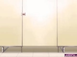 Hentai vogëlushe merr fucked nga prapa në publike tualet
