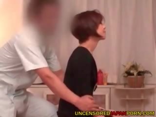 Нецензурні японська x номінальний кліп масаж кімната брудна фільм з groovy матуся