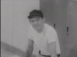 Vanem aastakäik x kõlblik film haridus - (1957) kui poisid kasvama