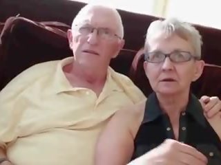 Gjysh & bashkëshort ftoj një i ri simpatik në qij të saj: seks film 4e