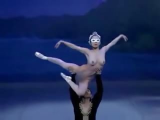 עירום אסייתי ballet