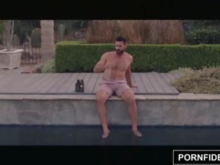 Pornfidelity anna bell peaks njëpasnjëshëm poolside