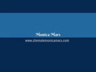 Чорна володарка трахає cd моніка mars