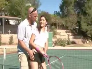 Hardcore adult clip at the tenis court